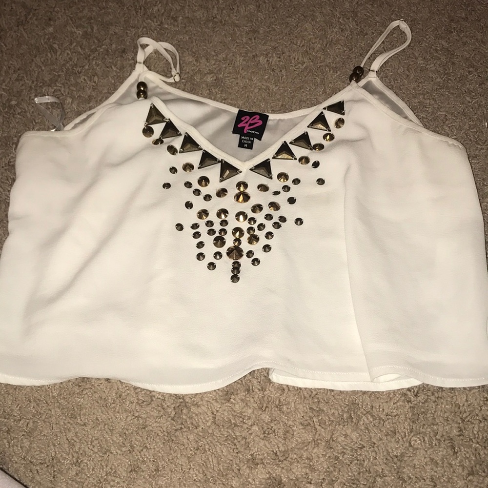 white flows crop top